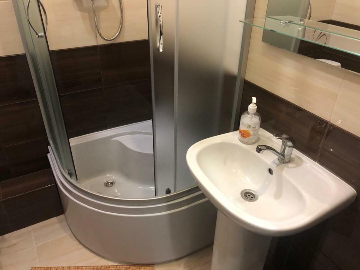 Hotel 18 Lviv Eksteriør bilde
