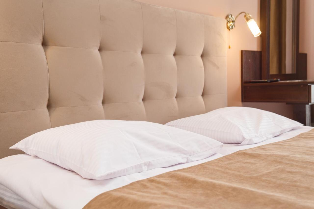 Hotel 18 Lviv Eksteriør bilde
