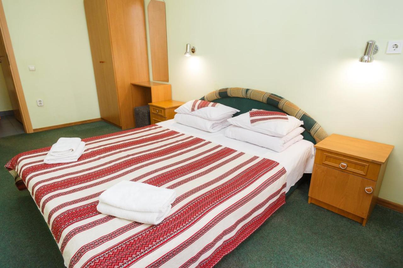 Hotel 18 Lviv Eksteriør bilde