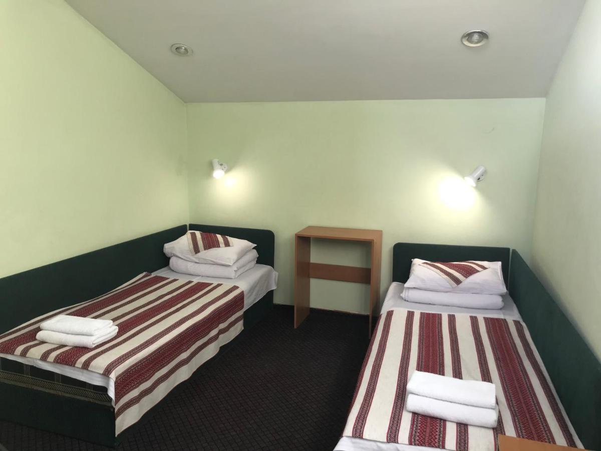 Hotel 18 Lviv Eksteriør bilde